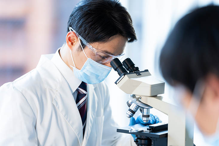 研究しているイメージ